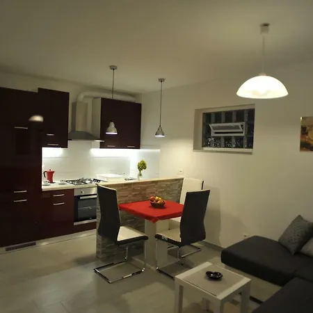 Stefania Appartement *